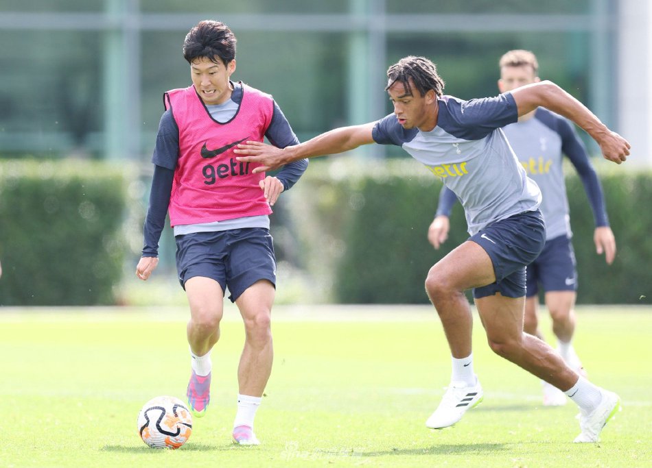 此前他们还 此前他们还