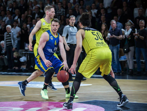 合作著称 合作著称