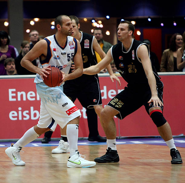 与明尼苏达 与明尼苏达